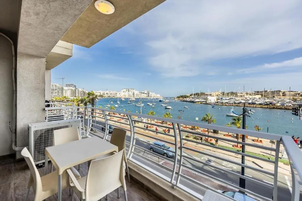 Large & Modern 3Br Seafront Apartment With Large Balcony - Close To Saint Julian'S, Sliema, & Manoel Island Gżira 0*,